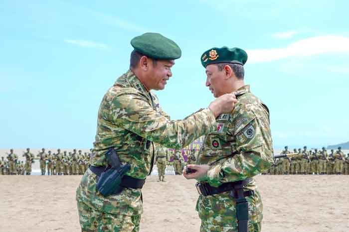 Dikukuhkan Jadi Warga Kehormatan Keluarga Besar Kostrad, Kapolri: TNI-Polri Terus Bersinergi Jaga Wibawa Negara dan Rakyat Indonesia