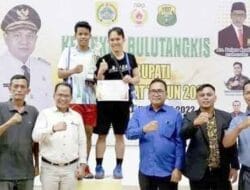 Kejuaraan Bulutangkis Piala Bupati Pakpak Bharat Resmi Ditutup