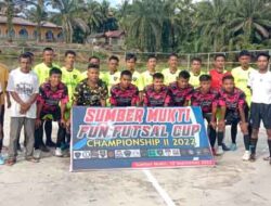 Kepala Desa Sumbermukti dan Pemuda Buka Turnamen Futsal Antar Kecamatan
