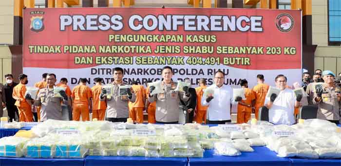 Polda Riau Ungkap Kasus Narkoba, Amankan 203 Kg Sabu dan 404.491 Butir Ekstasi
