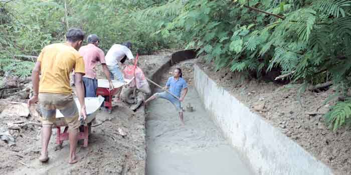6 Tahun Amblas, Akhirnya Irigasi Desa Berampu Diperbaiki