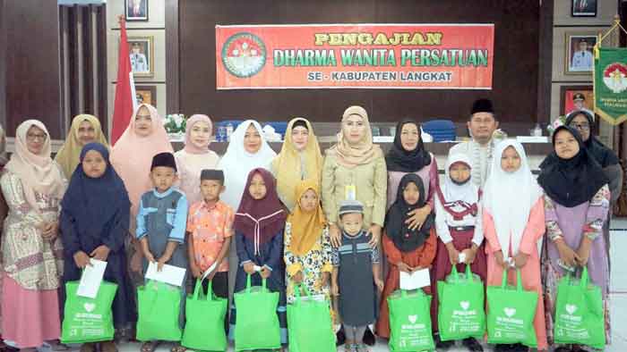 Dharma Wanita Persatuan Langkat Gelar Pengajian