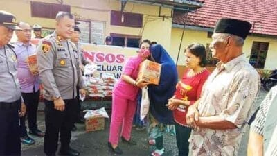 Giat Bansos Polsek Pangkalan Brandan Kepada Warga dan Janda Istri Anggota Polri