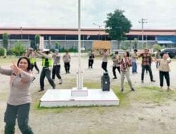 Jaga Kebugaran, Usai Apel Pagi Kapolsek Tuntungan Ajak Anggota Senam Gemu Famire