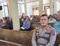 Minggu Curhat Polsek Pangkalan Brandan, Pemberian Bansos Serta Alat Pembersih Lantai Gereja