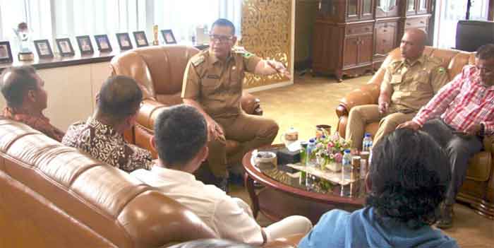 Aqua PHK 101 Karyawan, Bupati Solok Berang Atas Kesewenang-wenangan