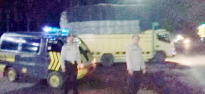 Patroli Blue Light Pawas Kanit Sabhara dan Personel Polsek Gebang