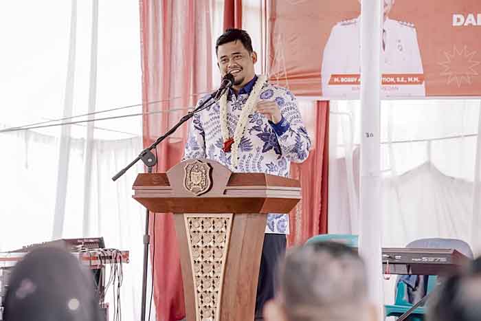 Safari Natal di Gereja HKBP Pardamean, Bobby Nasution: Dukung Pembangunan & Bangun Sumur Resapan