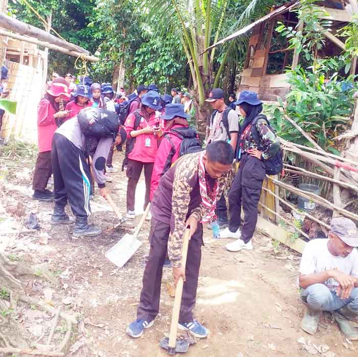 Saka Bhayangkara Poldasu Ikut Gotong Royong di Pertikaranas ke-IV di Palembang