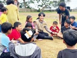 Upaya Polri Kembalikan Senyum Anak-anak dan Ibu-ibu Korban Gempa Cianjur