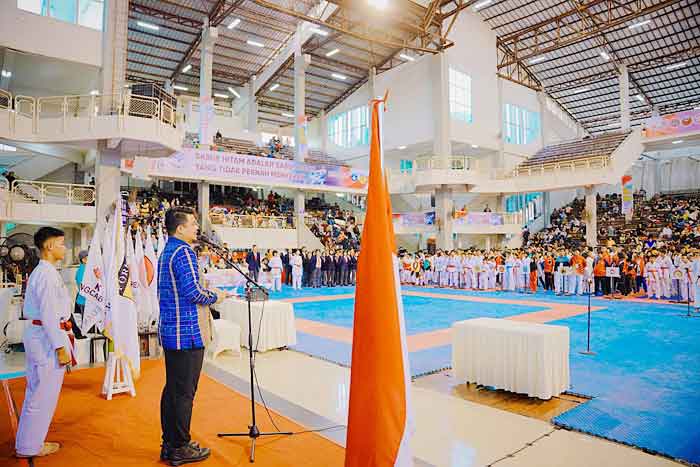 Buka Turnamen Karate Pelajar Sister City Cup I, Bobby Nasution: Salurkan Bakat & Minat Dengan Positif