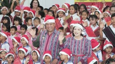 Hujan Deras Tak Surutkan Niat Warga Ikuti Diakonia Natal Pemkab Dairi di Kecamatan Parbuluan