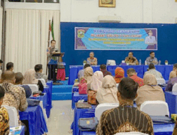 Pejabat Eselon II dan III Pemkab Solok Dapatkan Workshop Leadership