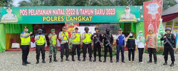 Sat Samapta Polres Langkat Bersama Sat Brimob Laksanakan Giat Patroli Skala Besar