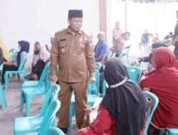 Walikota Tanjungbalai Pantau Langsung Proses Pembagian BLT ke Masyarakat