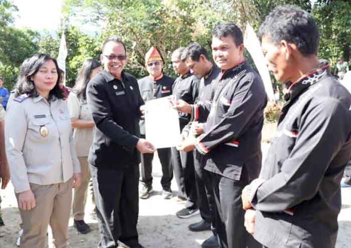 Sekda Pakpak Bharat Hadiri Pencanangan Gemapatas di Desa Kuta Tinggi