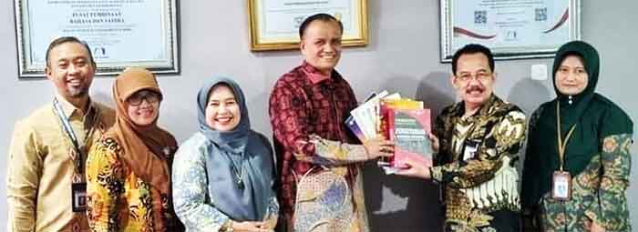 Wabup Pakpak Bharat Kunjungi Balai Bahasa di Jakarta