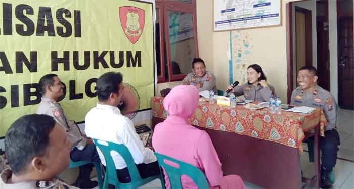 Dua Polsek Terima Sosialisasi KUHP Terbaru dari Seksi Hukum Polres Sibolga