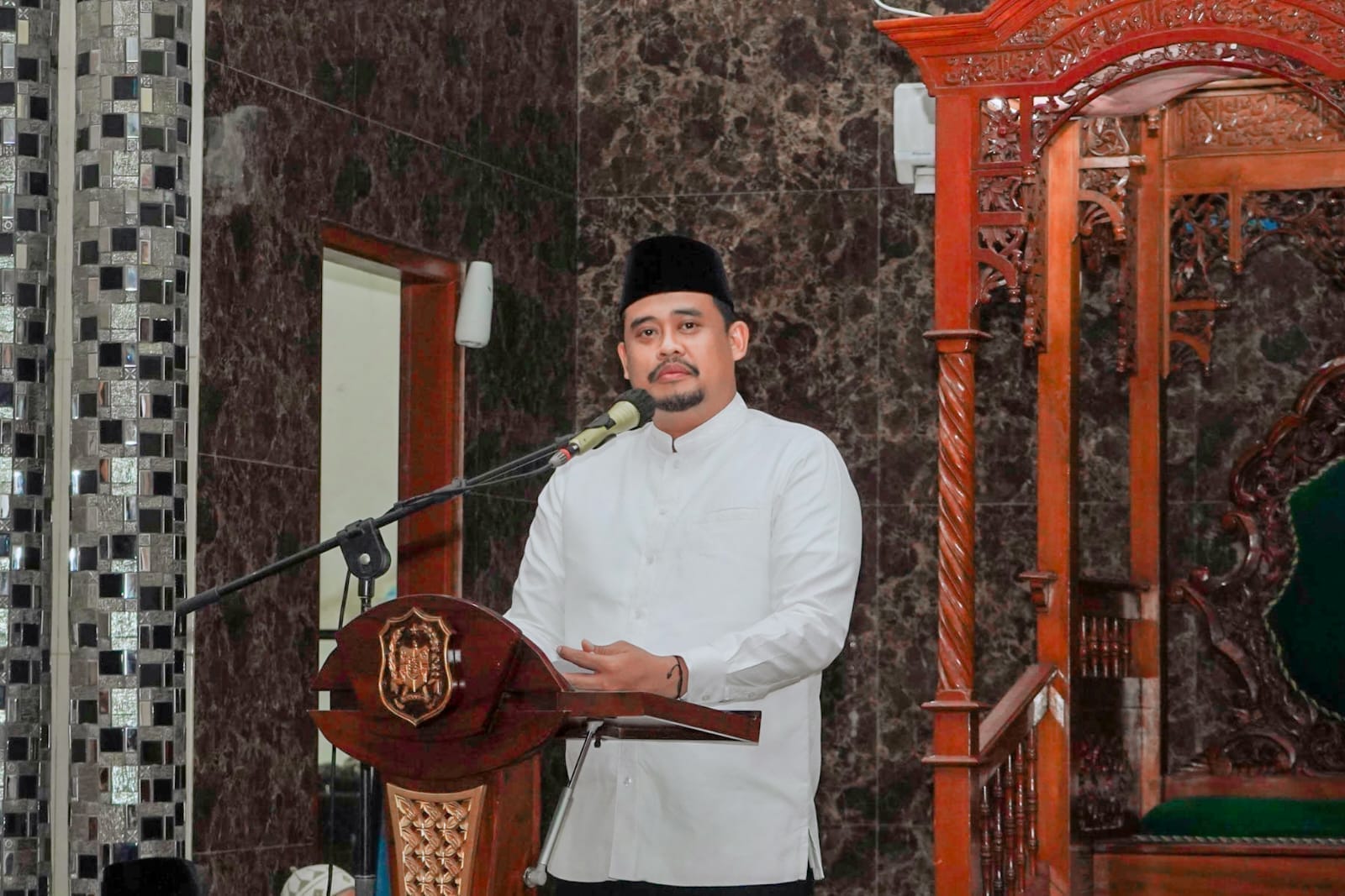 Bobby Nasution Safari Ramadhan di Masjid Pahlawan Muslimin