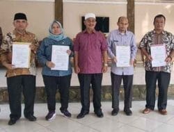 Pasca Surat Mendagri, Bupati TSO Serahkan Lima Surat Pengembalian Jabatan dan Satu Surat Penunjukan Plt