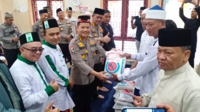 Poldasu Jumat Curhat di Masjid Baiturrahman