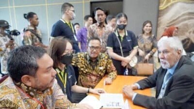 Bupati Franc Hadiri Apkasi-Kadin Investment Forum Regional Sumatera 2023