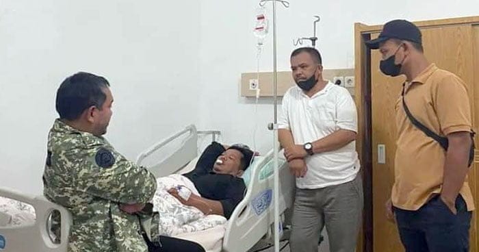 Bupati Pakpak Bharat Besuk Pasien Laka di RSUD Salak