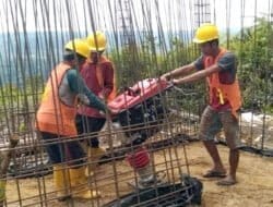 Bupati Pakpak Bharat Minta Pekerjaan Sarana Air Minum Sapo Polo Dikebut Pengerjaannya