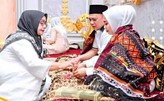 Masuki Rumah Dinas Baru, Bupati Labuhanbatu Santuni Anak Panti Asuhan