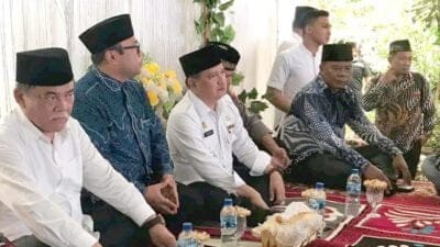Saiman Tokoh Masyarakat Hamparan Perak Bersama Warga Eratkan Silaturahmi Lewat Pengajian Akbar