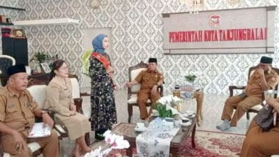 Wali Kota Tanjungbalai Motivasi Fatimah Zahra Hadapi Grand Final Pemilihan Putri Pariwisata Sumut 2023
