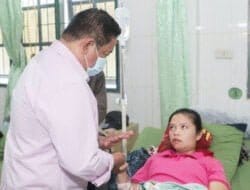 Bupati Dairi Bantu Warga Terkena Tumor Jinak ke RSCM Jakarta