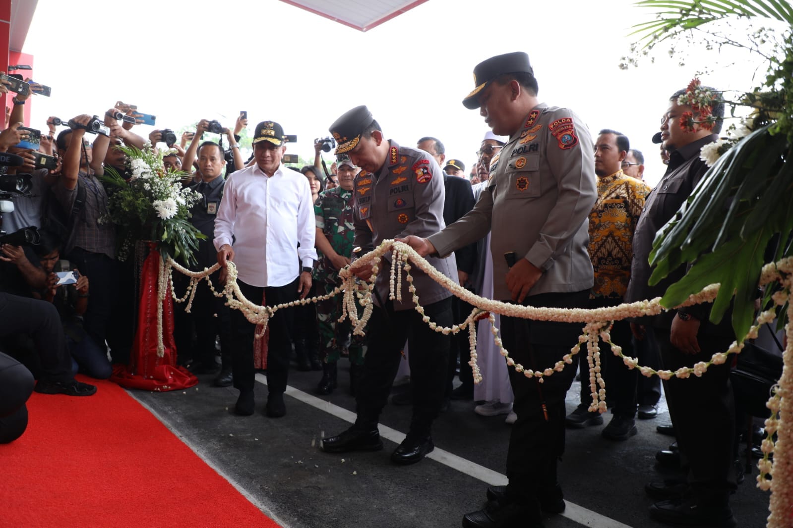 Kapolri Resmikan RS Bhayangkara Mas Kadiran