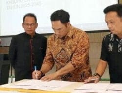 Sekda Pakpak Bharat Buka Orientasi Penyusunan Rancangan Awal RPJPD