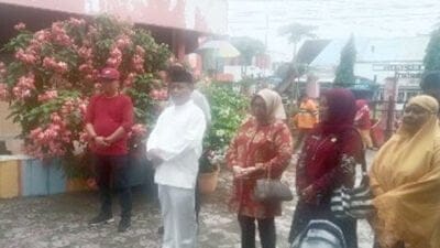 Wali Kota Tanjungbalai Hadiri Gotong Royong di SDN 130004