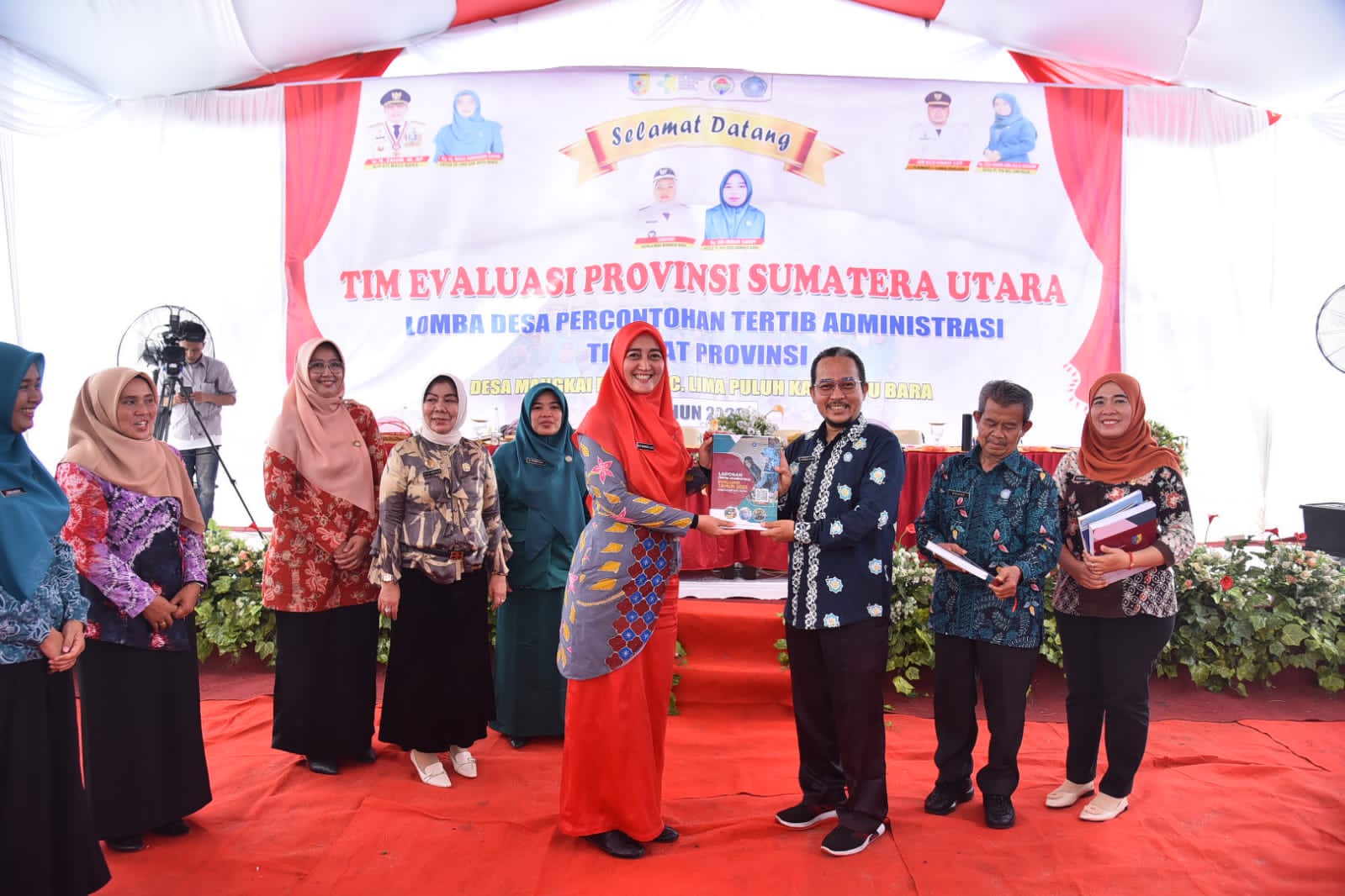 Evaluasi Tertib Administrasi, TP-PKK Desa Mangkai Baru Terapkan Aplikasi Inovatif dan Efisien