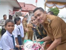 Pemkab Dairi Berbagi dengan Anak Panti Asuhan
