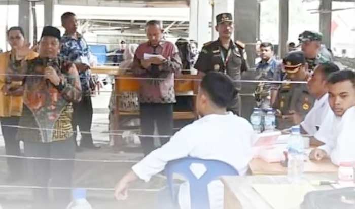 Pilkades Serentak di 42 Desa, Wali Kota Padangsidimpuan Tinjau 4 Lokasi TPS