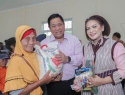 Bupati Dairi Bagikan Bantuan di Lae Parira