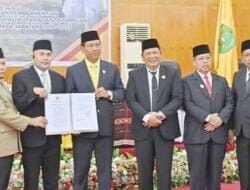 Ketua DPRD Padangsidimpuan Pimpin Rapat Pengumuman Akhir Jabatan Wali Kota/Wakil Wali Kota