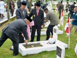 HUT ke-78 TNI, Wali Kota Ikuti Upacara Ziarah Nasional di TMP Bukit Barisan