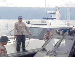 Polairud Polda Sumut Turunkan Kapal Bermanuver Tinggi Amankan Aquabike Jetski Danau Toba