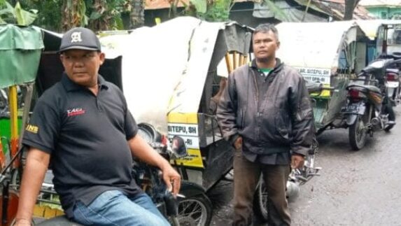 Delia dan Erizal Sosok Caleg Partai Golkar Peduli Masyarakat Awam