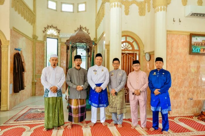 Tim Batu Bara Bangkit Bagikan 1.050 Paket Sembako