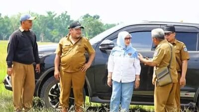 Ellya Rosa Siregar dan Dandim 0209/LB Tinjau Lokasi Pembangunan Irigasi