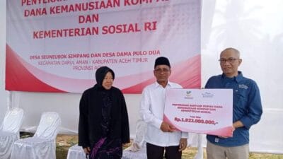 Mensos Kembali Serahkan Bantuan untuk Aceh Timur
