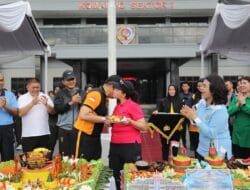 Prajurit TNI Beri Kejutan Ulang Tahun Kapolda Sumut