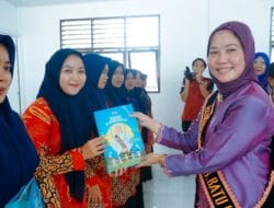 Pastikan Kemajuan dan Mutu Pendidikan, Bunda PAUD Sumela Kunjungi TK Pembina Negeri