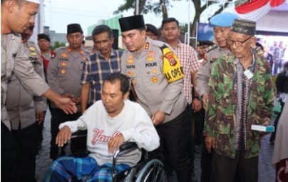 Hariri Berterimakasih Kepada Kapolres Batu Bara Terhadap Bantuan Kursi Roda