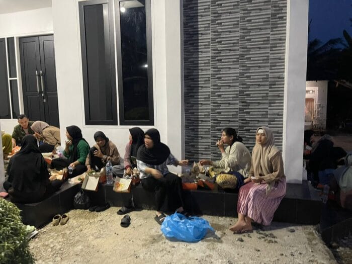 Keseruan Bukber dan Sahur Mahasiswa Peserta Mudik Gratis Polda Sumut